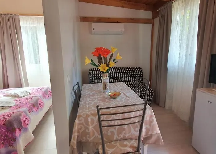 Onda Azzurra Kamp alanı *